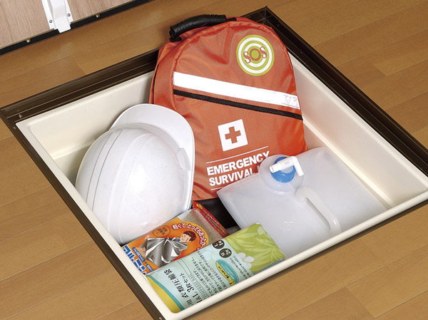 Receipt.  [Kitchen floor storage] Available under the floor storage with a capacity of about 60 liters of kitchen. This is useful in stock, such as canned and bottles such. (Same specifications) ※ G ・ H ・ I ・ J ・ Except for the L type