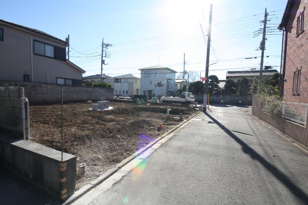 Local appearance photo. Local (12 May 2013) Shooting