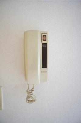 Security. Intercom equipped to protect a comfortable life ☆