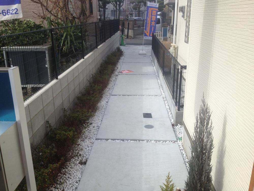 Garden. Indoor (12 May 2013) Shooting