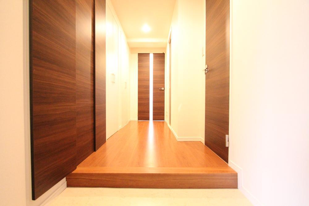 Entrance. The salesman which has a national qualification of FP (financial planner), It is carefully to suggestions made to the customer's point of view. Please feel free to contact us. We look forward to staff. It is OUTREACH of sincerity business.