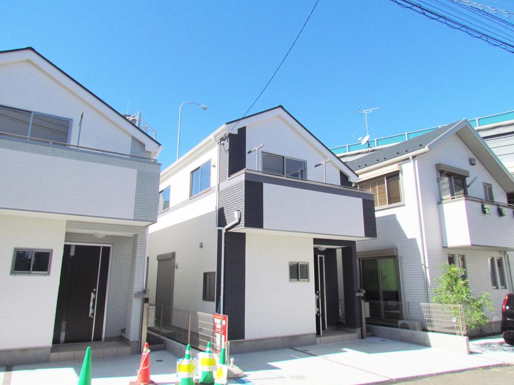 Same specifications photos (appearance). Same specifications