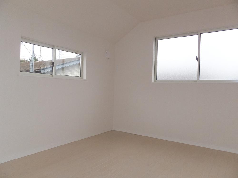 Non-living room. Local (11 May 2013) Shooting