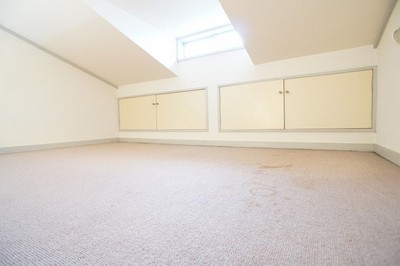 Other. Popular with loft! Luggage at most it is safe ☆ 