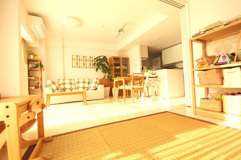 Living. Indoor (12 May 2013) Shooting