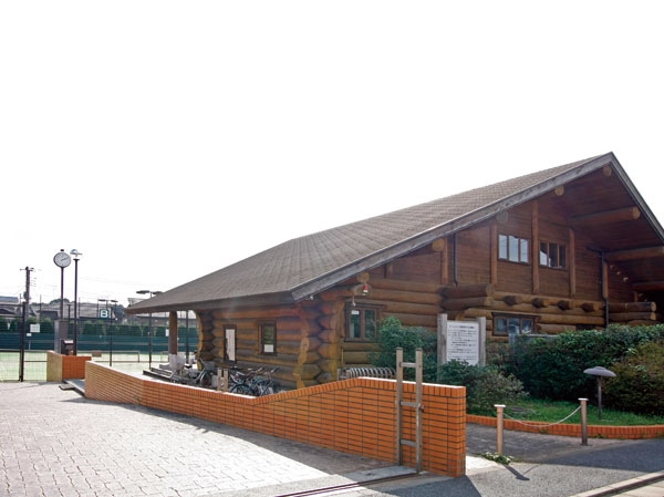 Surrounding environment. Citizen Midorigaoka Tennis Court (about 470m ・ 6-minute walk)