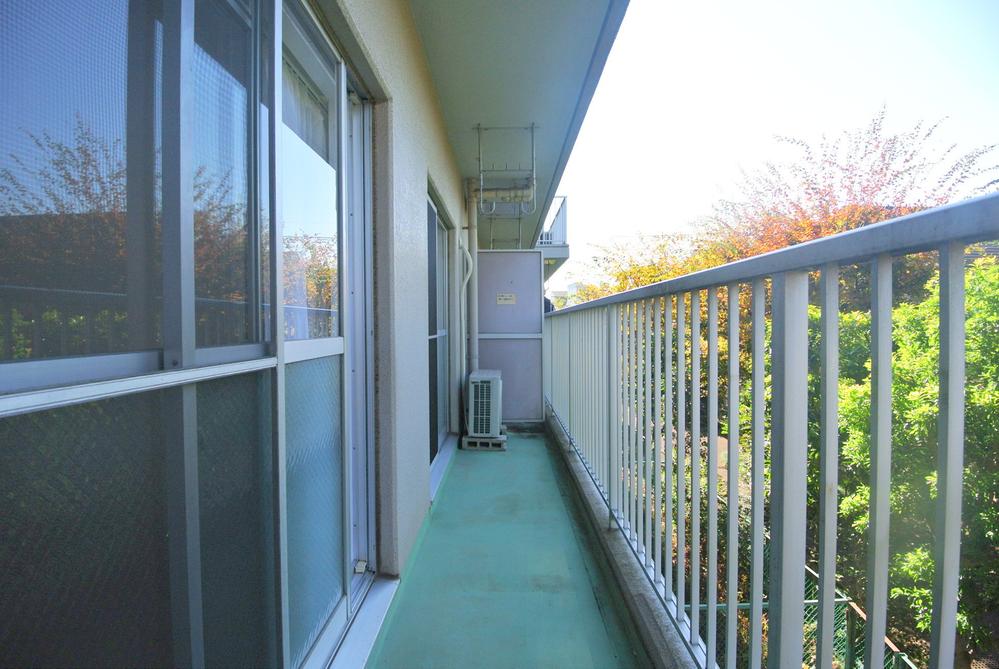 Balcony. Selling local
