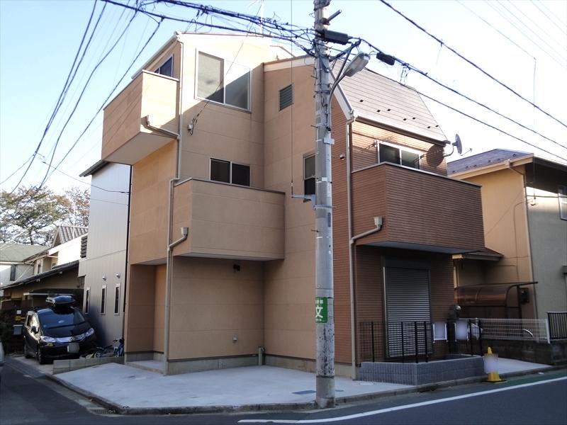 Local appearance photo. (October 2013) Shooting