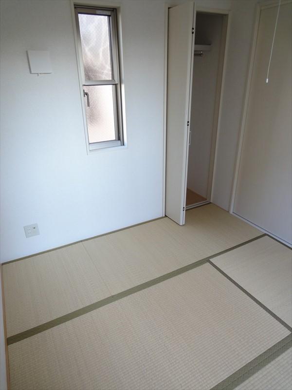 Non-living room. (October 2013) Shooting