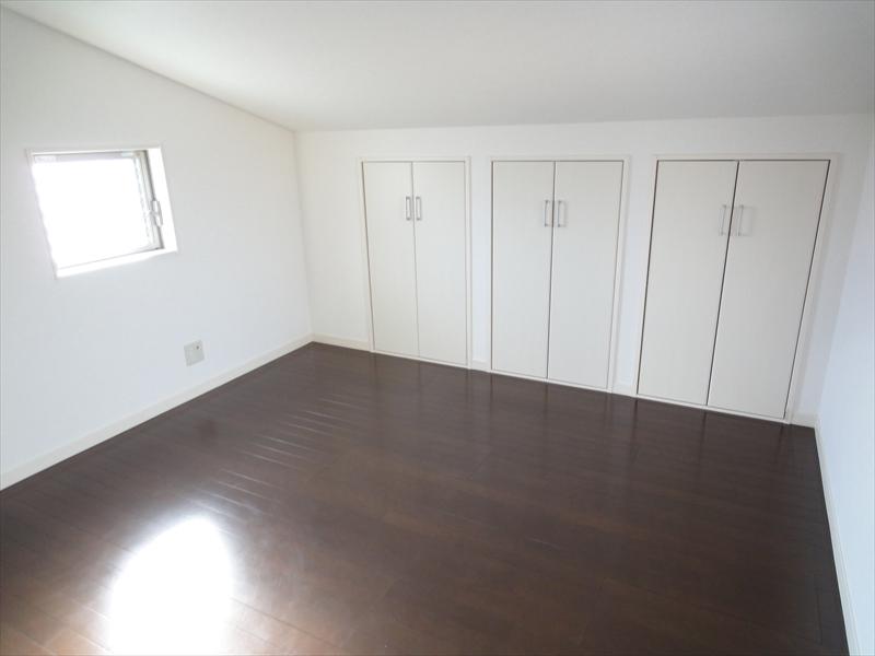 Non-living room. (October 2013) Shooting