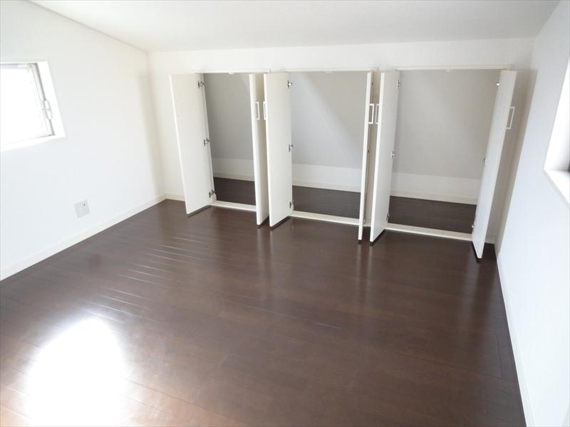 Non-living room. (October 2013) Shooting