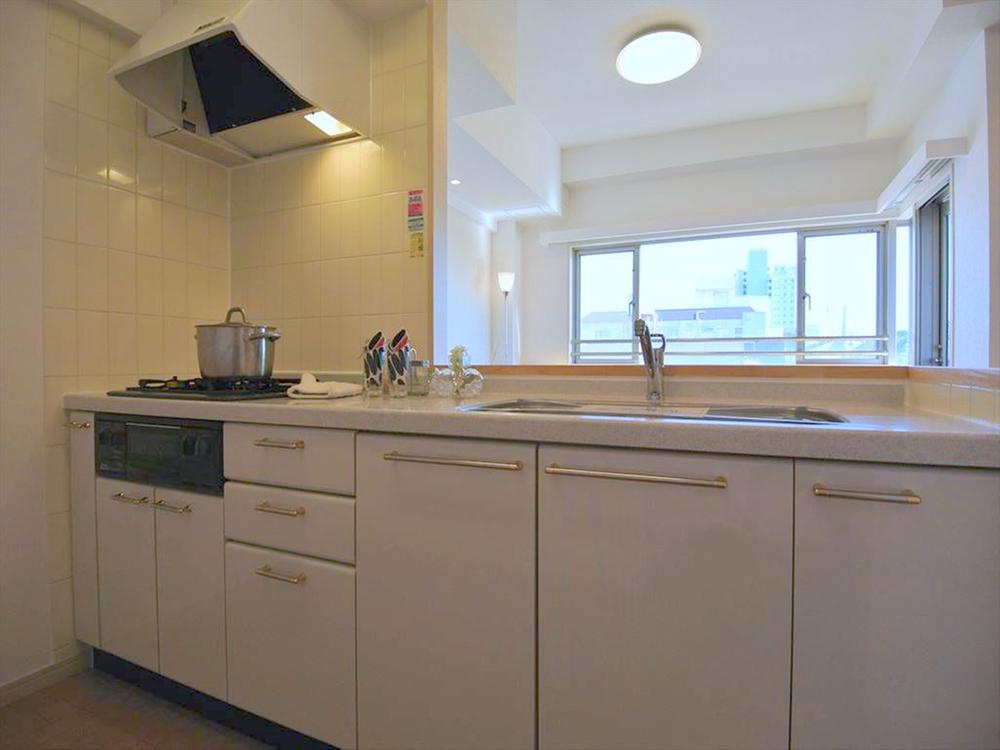 Kitchen. Selling local