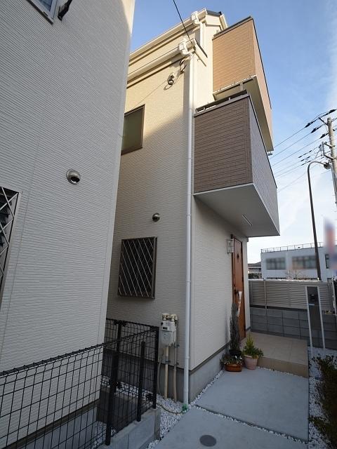 Local appearance photo. Building 3 Finished already