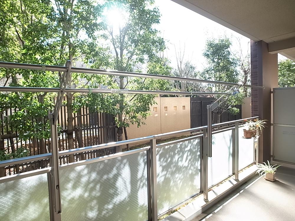 Balcony. Local (12 May 2013) Shooting