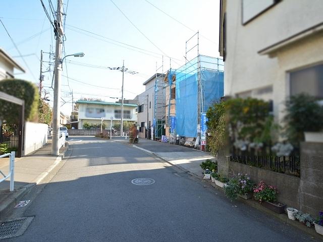 Local photos, including front road. Kokuryo-cho 5-chome front road 2013 / 12 / 7 Shooting