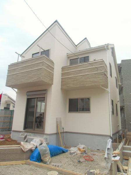 Local appearance photo