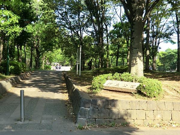 park. 1500m to Oshitate park