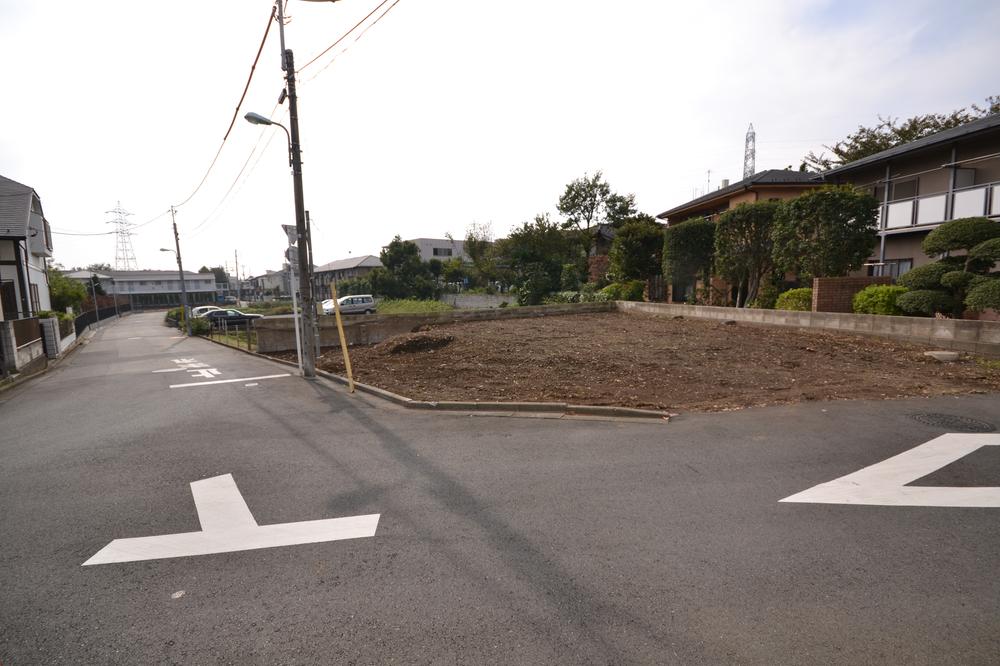 Local appearance photo. Local (11 May 2013) Shooting