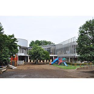 kindergarten ・ Nursery. Chofu Shiragiku until kindergarten 1056m