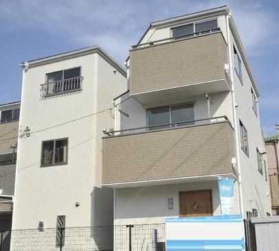 Local appearance photo. Bright house of all rooms dihedral daylighting