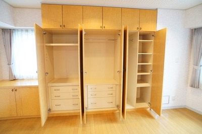 Receipt. Abundant storage space ☆