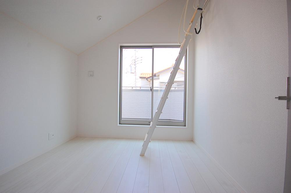 Same specifications photos (Other introspection). Seller same specifications construction cases