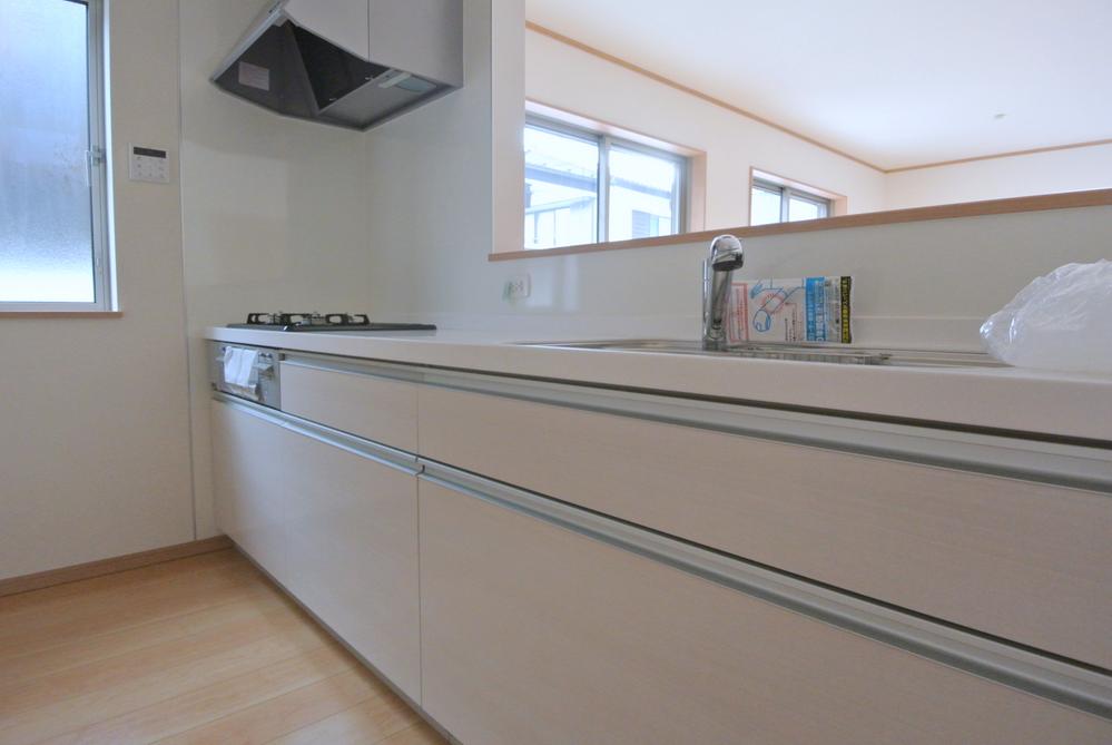 Same specifications photo (kitchen). Seller same specifications