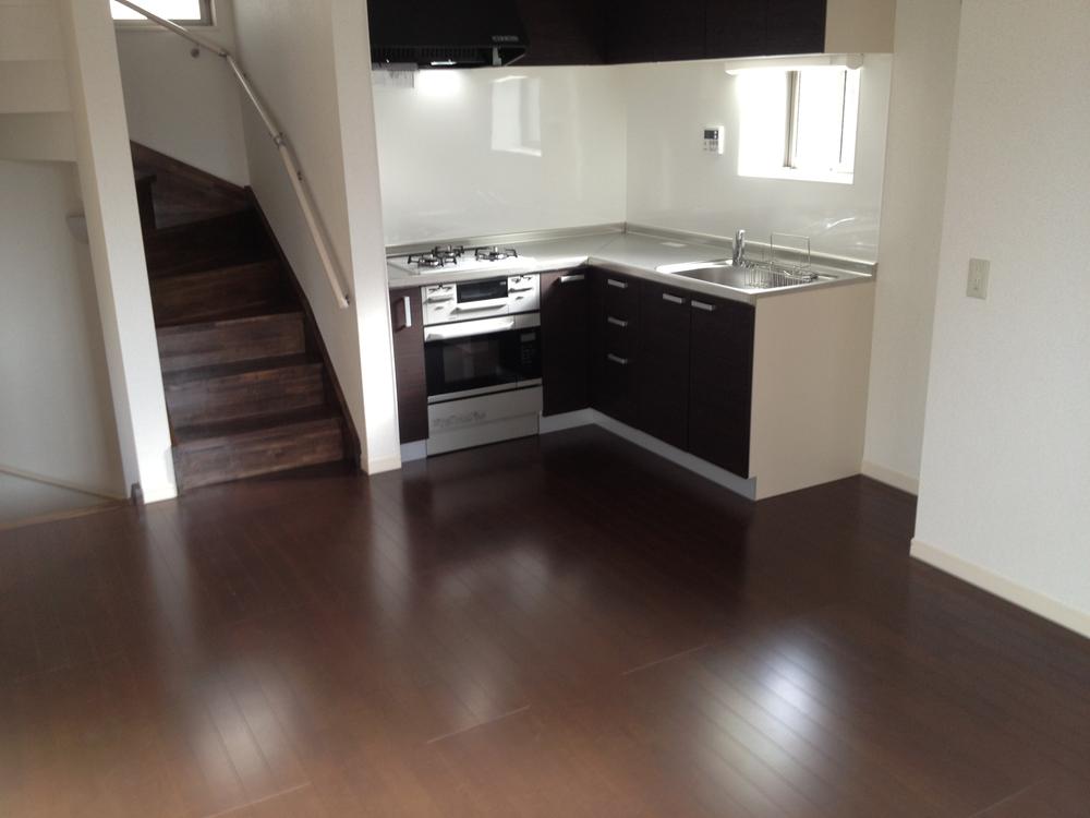 Living. Indoor (12 May 2013) Shooting