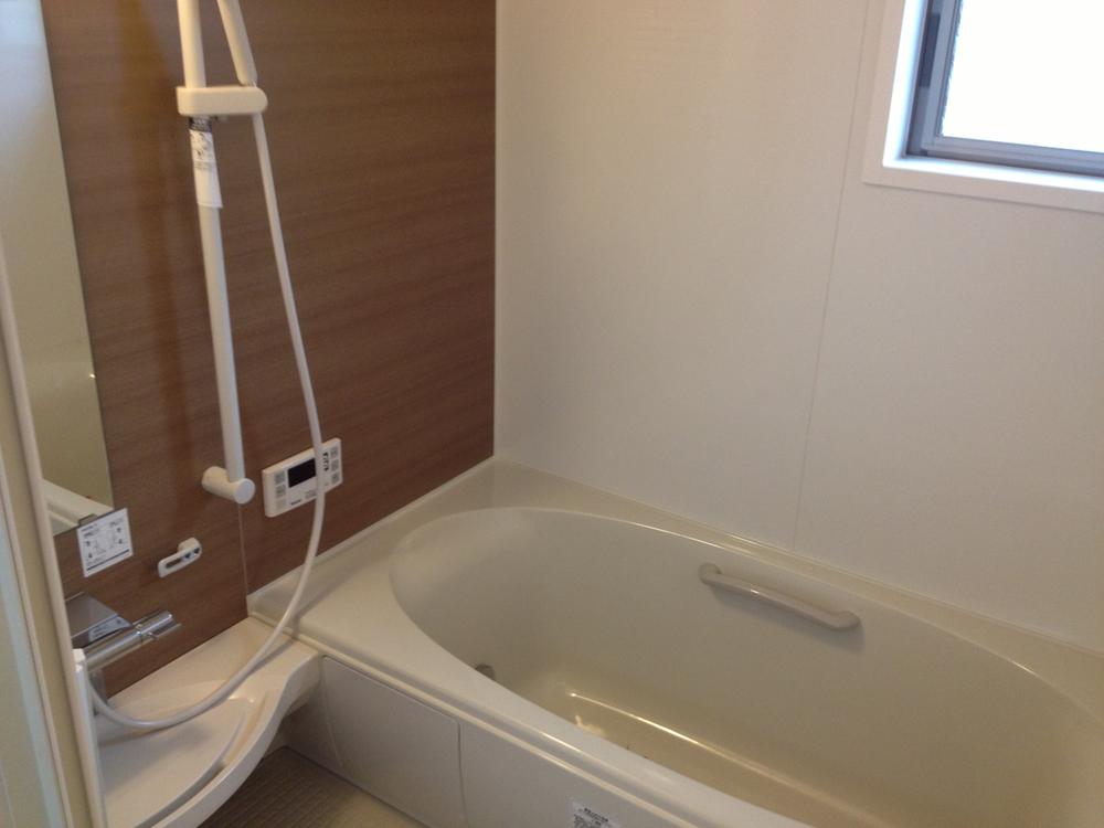 Bathroom. Indoor (12 May 2013) Shooting