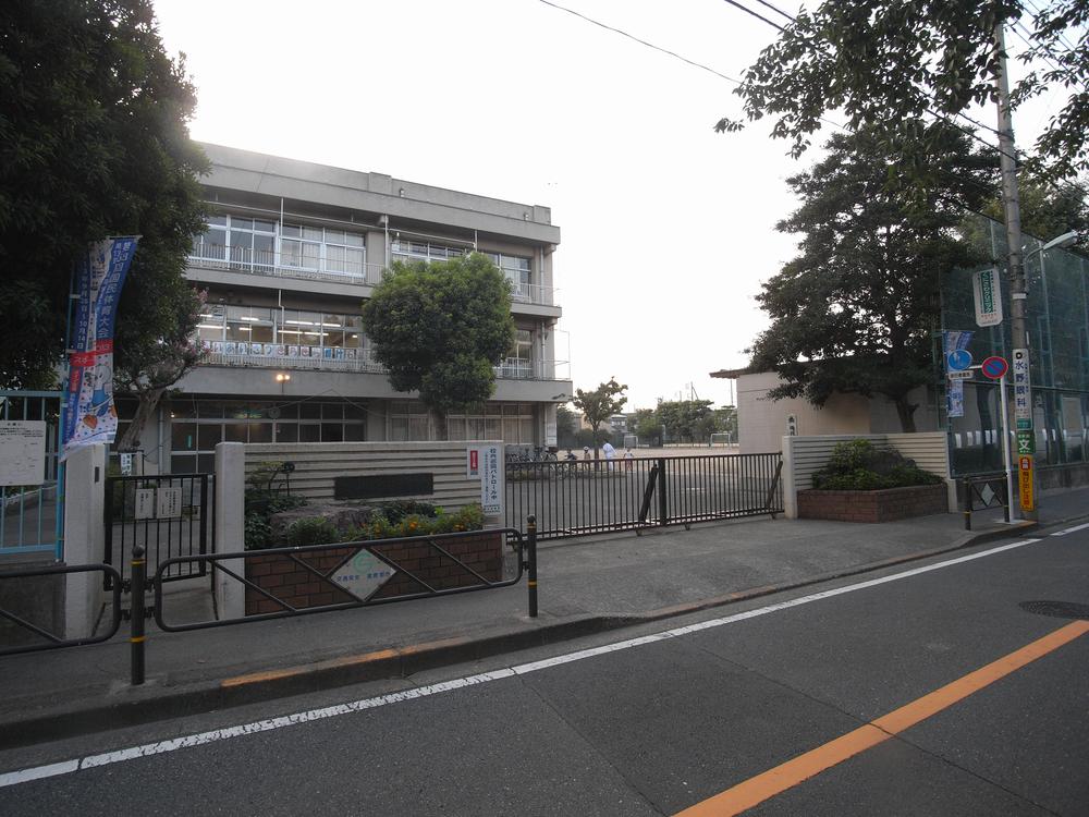 Primary school. Chofu 672m up to municipal Ishihara Elementary School