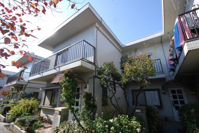 Local appearance photo. Detached sense is a popular townhouse taste