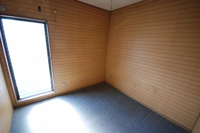 Non-living room