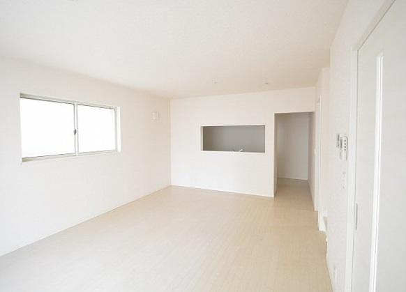 Living. Bouncy conversation of your family is, It is open-minded LDK.