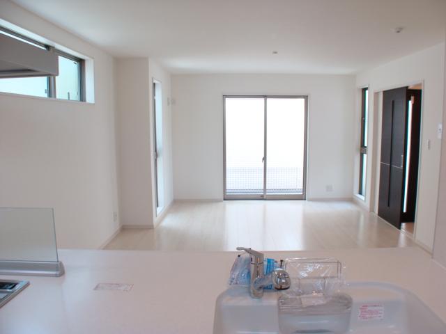 Same specifications photos (Other introspection)