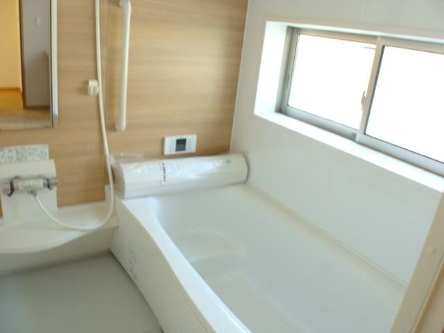 Same specifications photos (Other introspection)