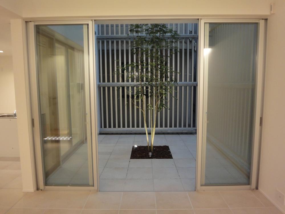 Garden. Local (11 May 2013) Shooting