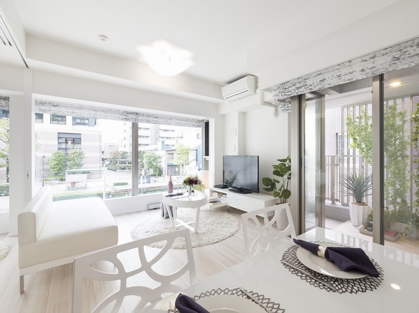 2 face lighting living of living patio over ・ dining