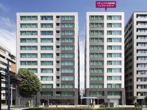 Features of the building.  [appearance] Stately finished appearance (2012.7 month shooting). In white was the keynote appearance, Lavish use of beautifully shine green glass of. Nestled black accents, We have to create the appropriate appearance design in the heart of Tokyo.