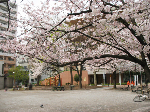 Surrounding environment. Gun Zhuzhou children's park (4-minute walk / About 320m)