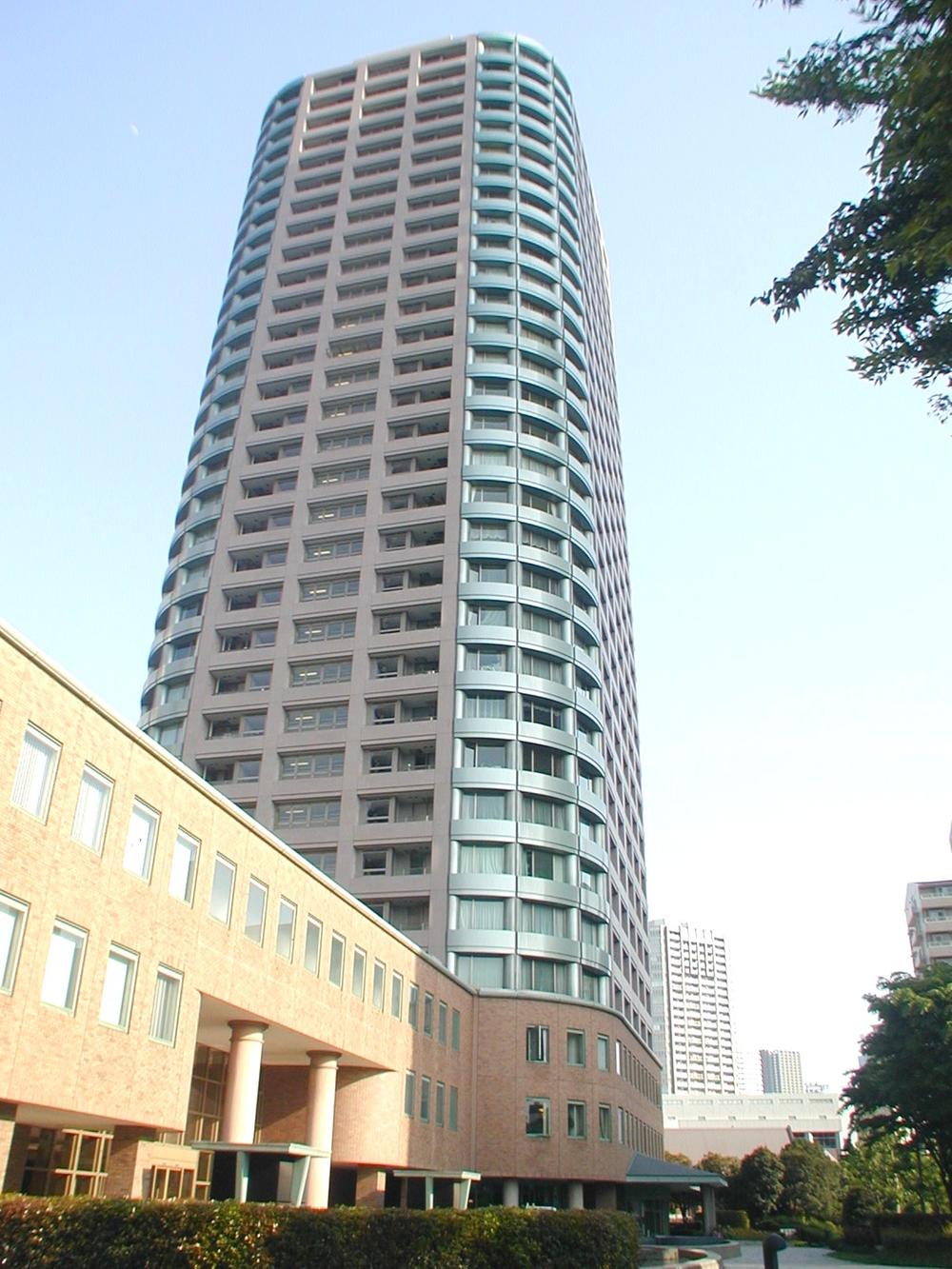 Local appearance photo. Local (January 2012) shooting