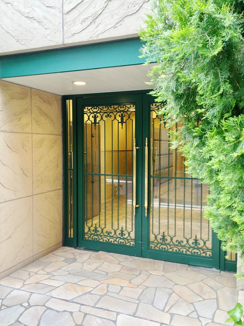 Local appearance photo. Local (July 2013) Shooting