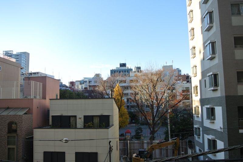 View photos from the dwelling unit. View. Are subject park before Mansion.