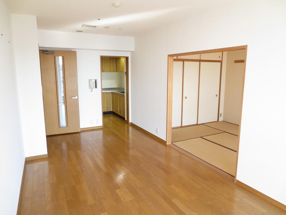 Living. Indoor (12 May 2013) Shooting