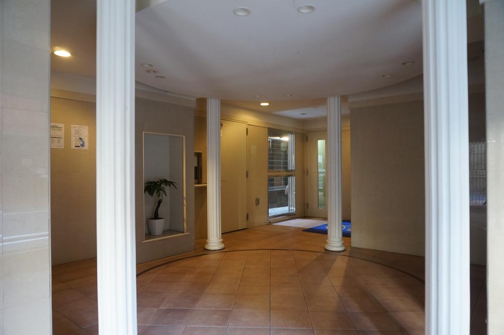 lobby. Elegance drifts European taste furnished is a feature of the Grand City series.