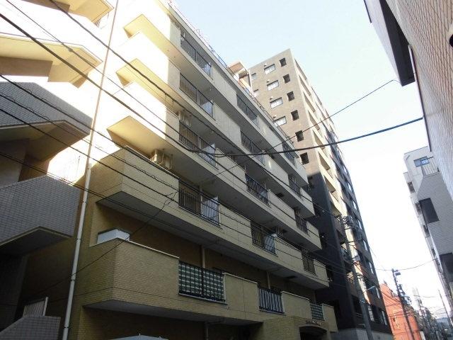 Local appearance photo