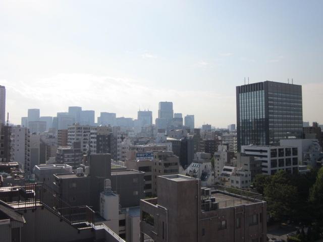 View photos from the dwelling unit. View from local (September 2012) shooting