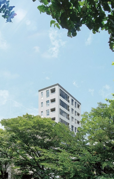 While downtown station near the location, The building also has good lighting ventilation. Let Meso fun also open-minded view from the upper floors dwelling unit (Exterior view)