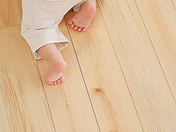 Living.  [TES hot water floor heating] Without that pollute the air because it does not cause the wind, To achieve the comfortable warmth of Zukansokunetsu. (Same specifications)