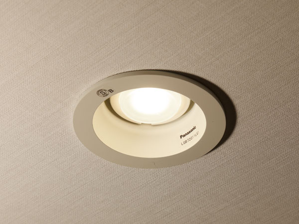 Other.  [LED lighting] Power consumption is in the proprietary part ・ LED lighting to reduce the CO2 emissions.  ※ Except for some.  ※ All Listings amenities are the same specification.