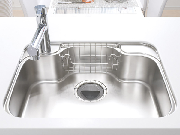 Kitchen.  [Large silent sink] By affixing the damping material to the sink bottom, To reduce the harsh sound of when the shower water and tableware hits the sink, Consideration to such conversations reunion of families.  ※ E ・ E ' ・ G ・ H ・ Except I type. Also, Is washable comfortably lot of tableware and vegetables at a time, Adopt a larger sink. This is very convenient when you wash a large wok or frying pan.  ※ The size of the sink is different depending on the type.  ※ E ・ E ' ・ G ・ H ・ Except I type